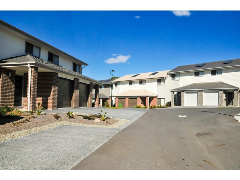 45 Blaxland Crecent, Redbank Plains QLD 4301