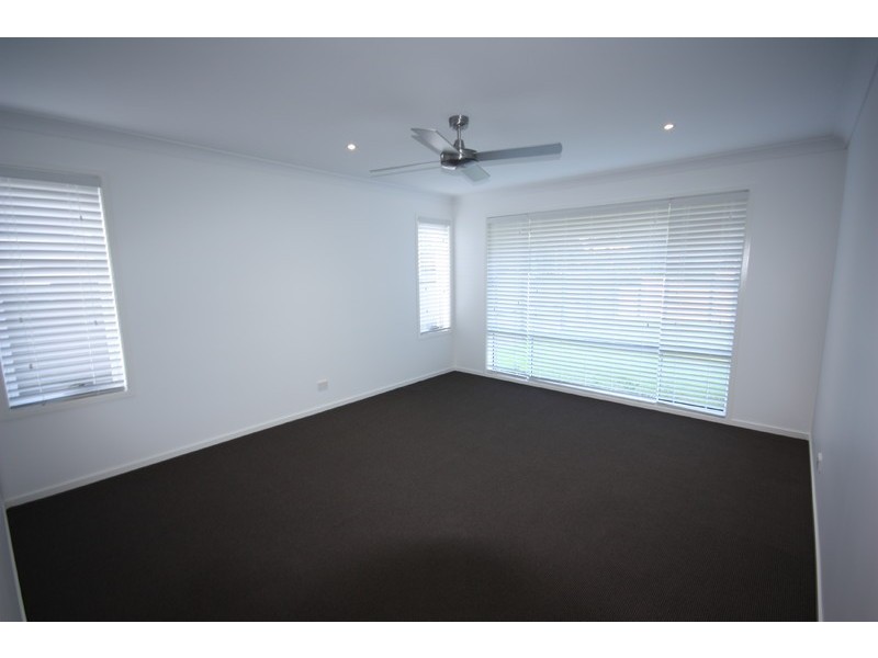 70 Trudy Crescent, Cornubia QLD 4130