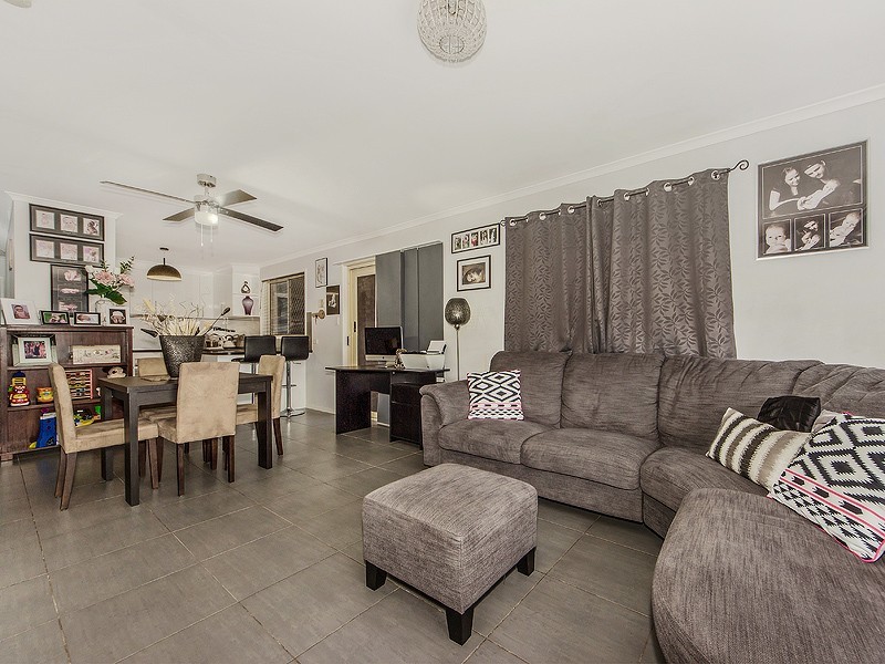 160 Henty Drive, Redbank Plains QLD 4301