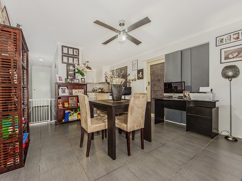 160 Henty Drive, Redbank Plains QLD 4301