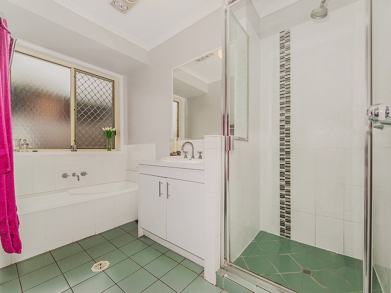 160 Henty Drive, Redbank Plains QLD 4301