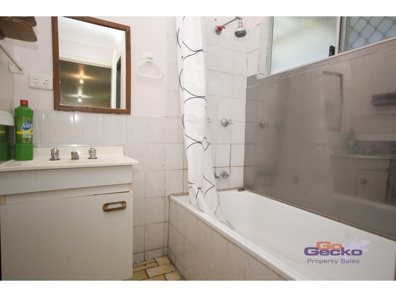 12 Shirley Street, Redbank Plains QLD 4301