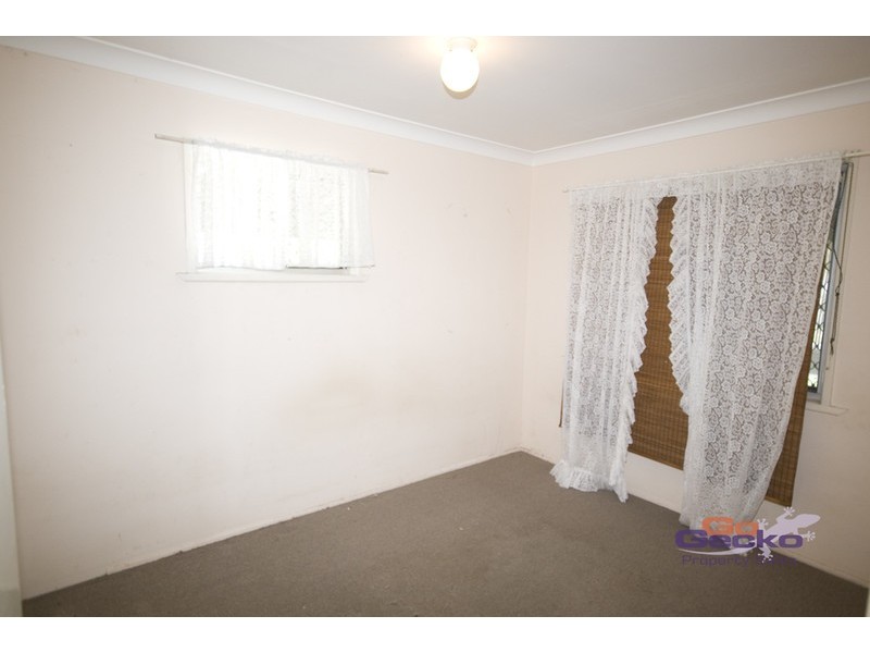 12 Shirley Street, Redbank Plains QLD 4301