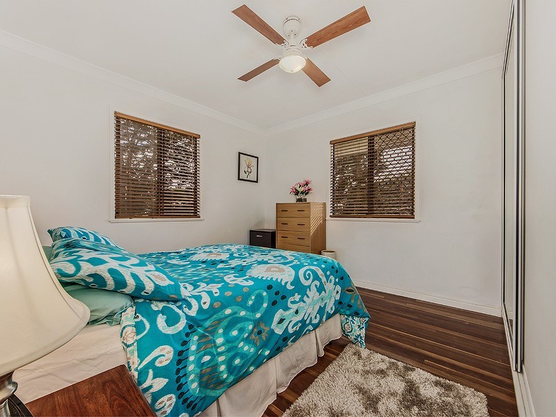 6 Caswell Street, Gailes QLD 4300