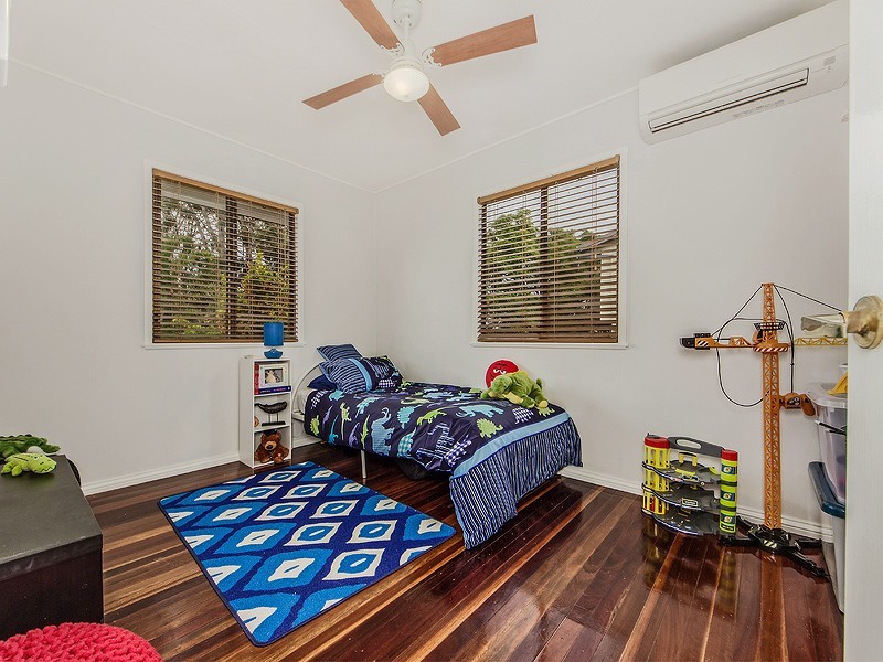 6 Caswell Street, Gailes QLD 4300