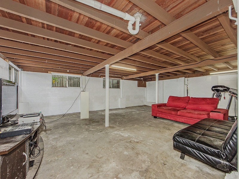 6 Caswell Street, Gailes QLD 4300