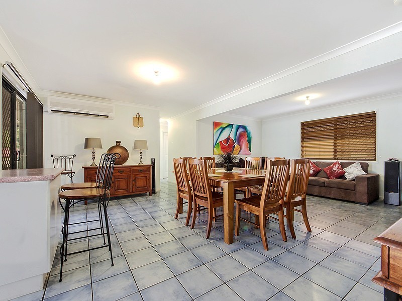 12 Sandy Creek Avenue, Camira QLD 4300