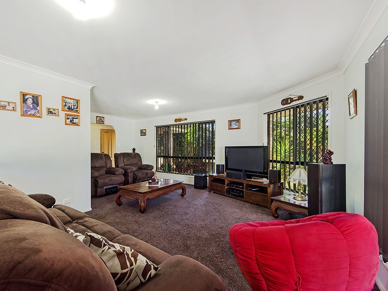 12 Sandy Creek Avenue, Camira QLD 4300