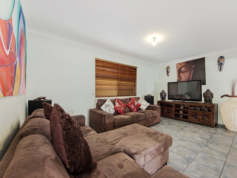 12 Sandy Creek Avenue, Camira QLD 4300