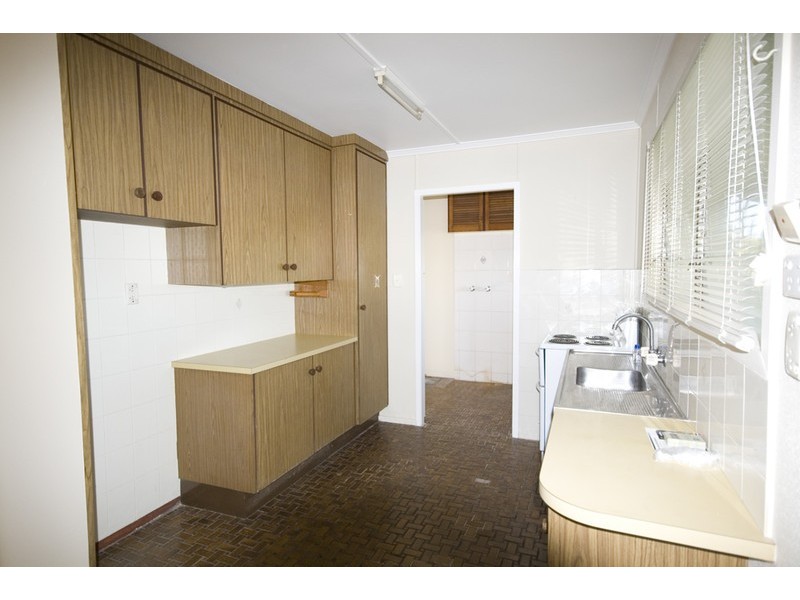 10 Auster Street, Redbank QLD 4301
