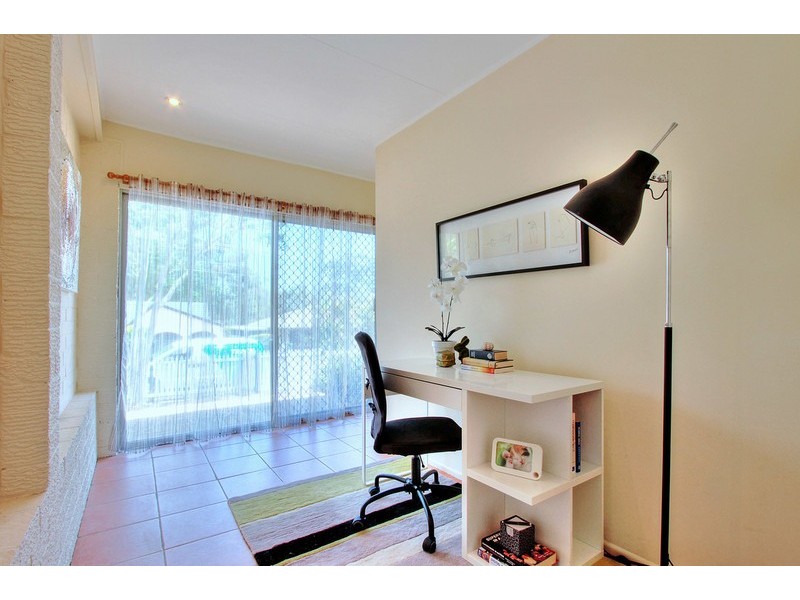 7 Juanita Grove, Springwood QLD 4127