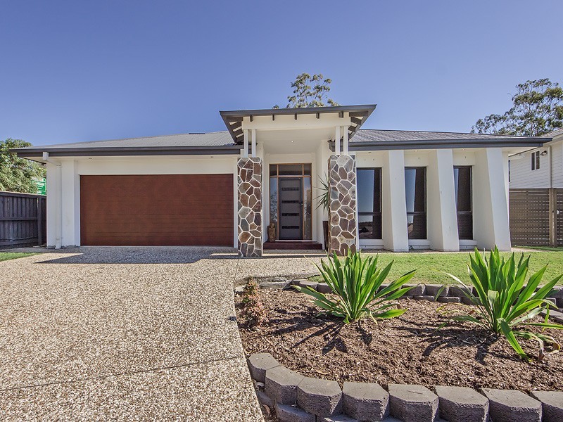 15 Rockford Drive, Bellbird Park QLD 4300