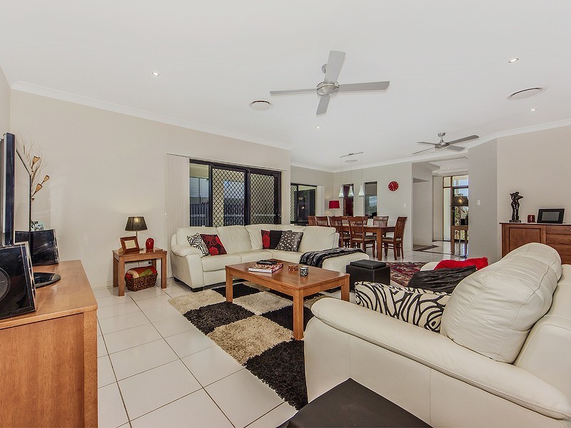 15 Rockford Drive, Bellbird Park QLD 4300