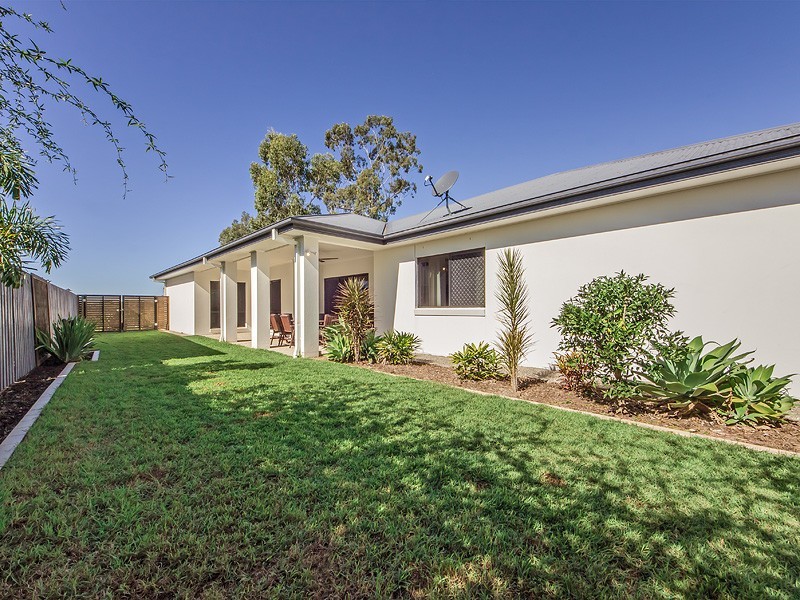15 Rockford Drive, Bellbird Park QLD 4300