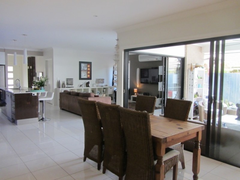 49 Farren Street, Camira QLD 4300