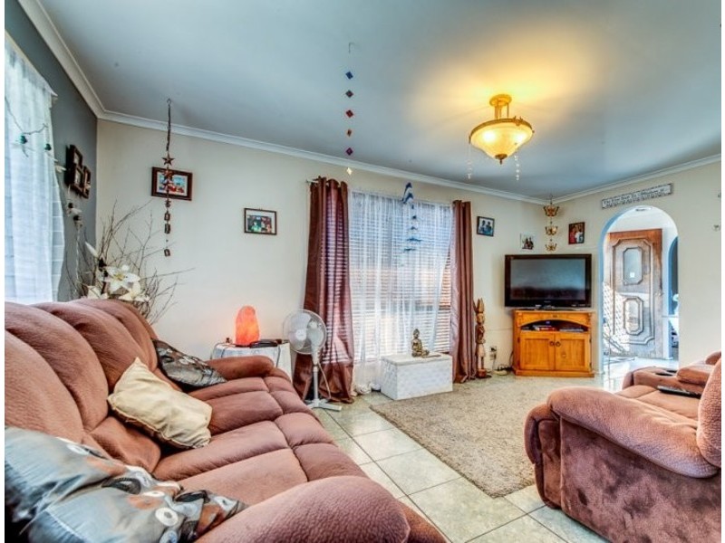 4 Chetwynd Street, Redbank Plains QLD 4301