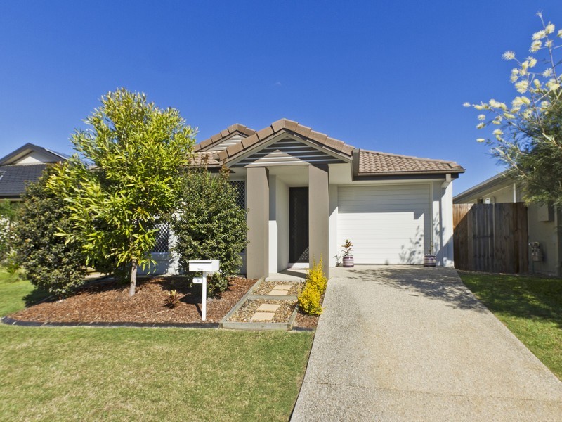 5 Kenilworth Crescent, Waterford QLD 4133