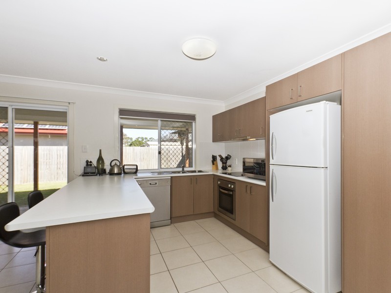 5 Kenilworth Crescent, Waterford QLD 4133