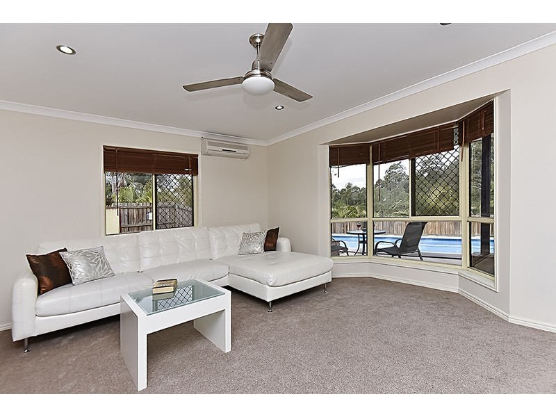 59 Loane Drive, Edens Landing QLD 4207