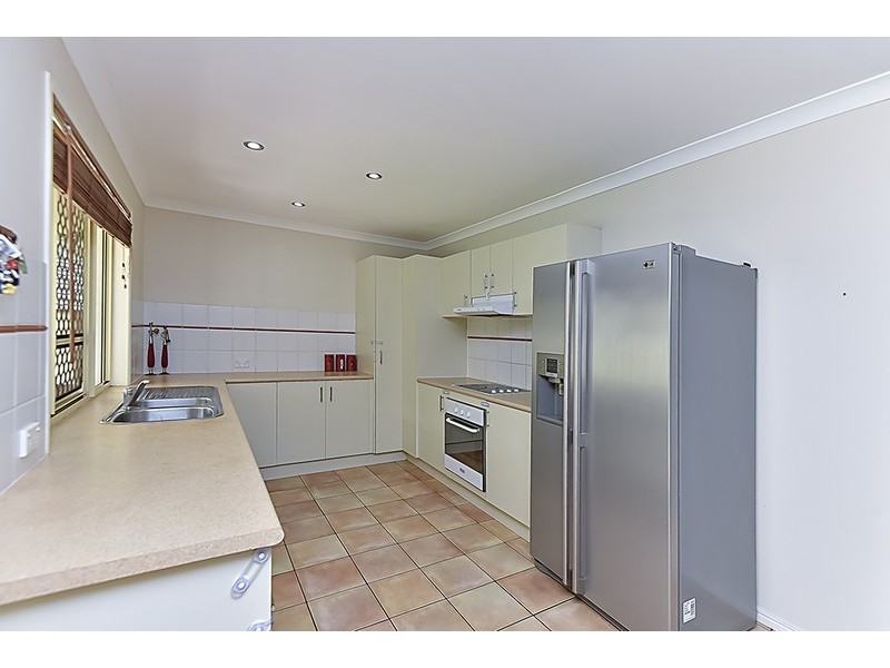 59 Loane Drive, Edens Landing QLD 4207