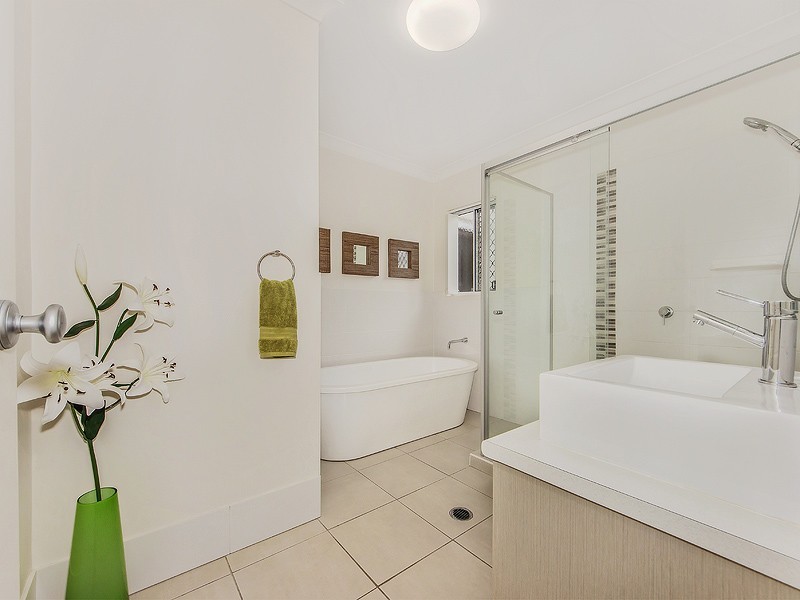 62 Carnarvon Avenue, Springfield Lakes QLD 4300