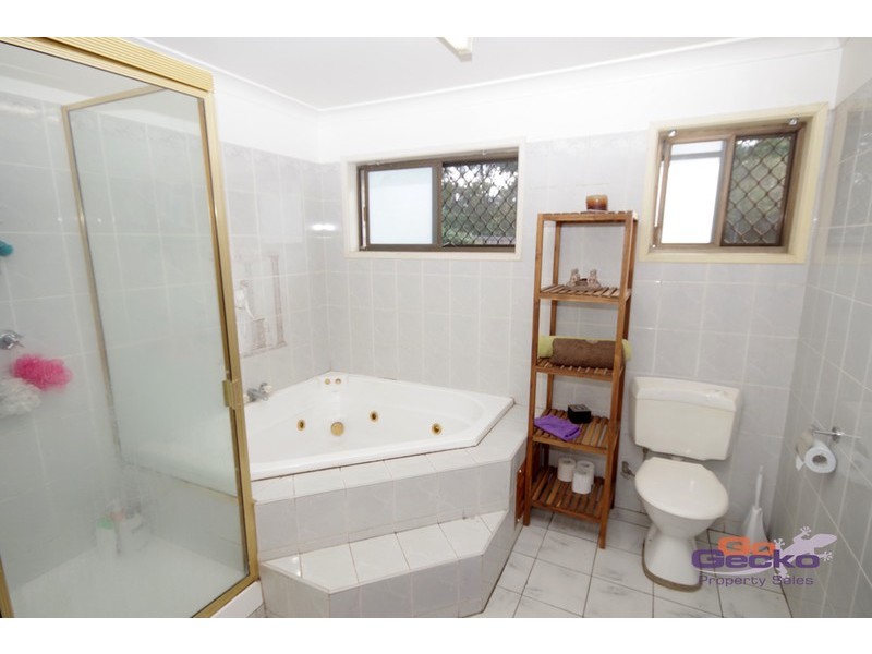 60 Addison Road, Camira QLD 4300