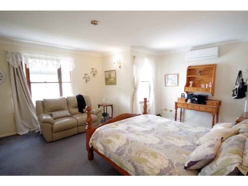 40 Lavender Street, Springfield Lakes QLD 4300