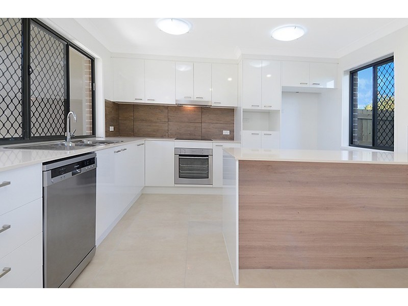 4 Chase Close, Underwood QLD 4119