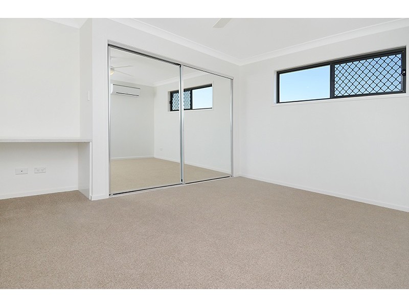 4 Chase Close, Underwood QLD 4119