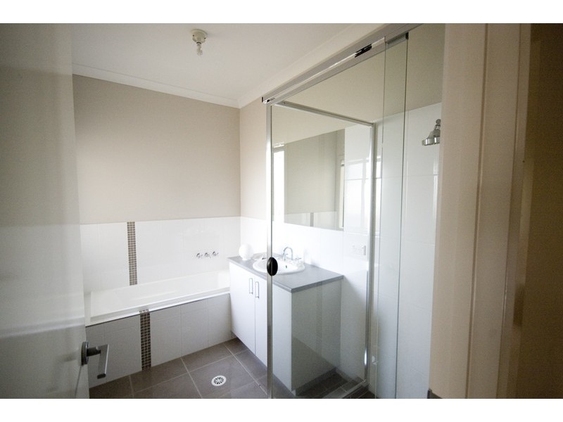 7 Francisca Drive, Augustine Heights QLD 4300