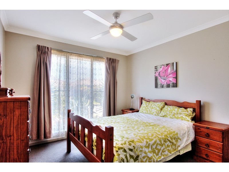 27 Kenilworth Crescent, Waterford QLD 4133