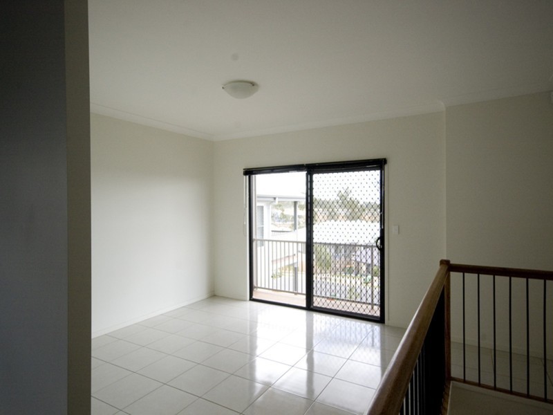 9 Peppermint Court, Springfield Lakes QLD 4300