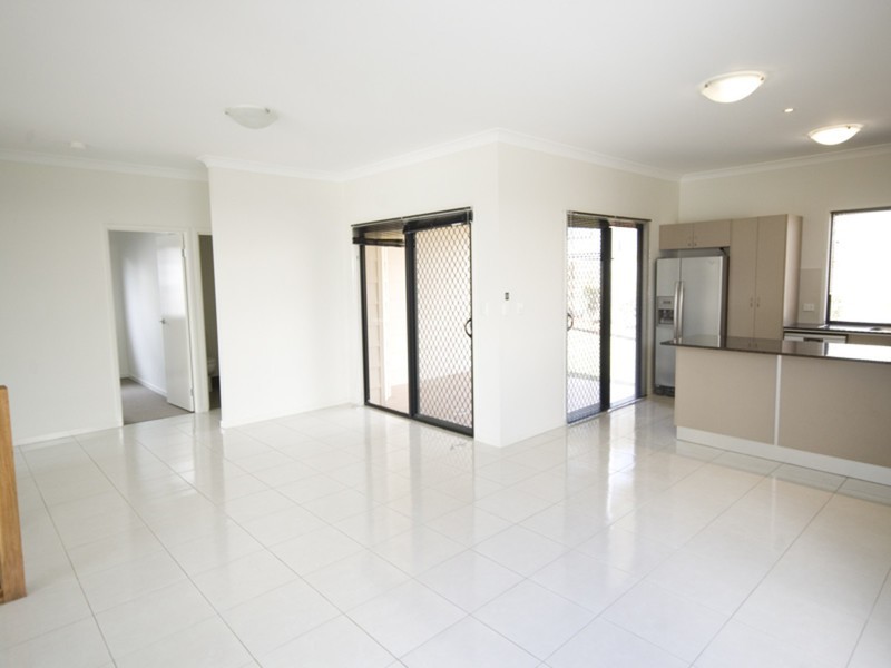 9 Peppermint Court, Springfield Lakes QLD 4300