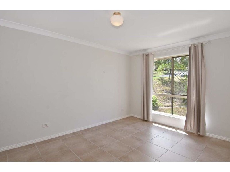 95 Overland Drive, Edens Landing QLD 4207