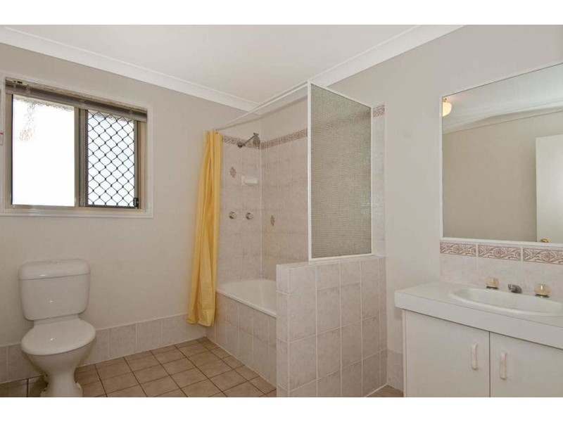 95 Overland Drive, Edens Landing QLD 4207