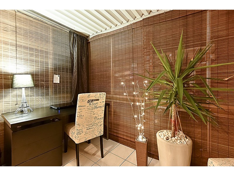 17 Whitfield Avenue, Springwood QLD 4127