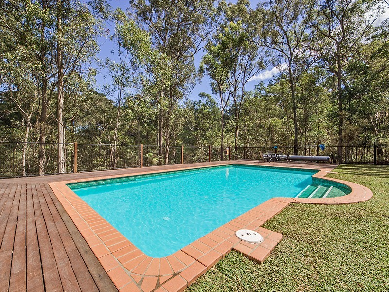 218 Red Cedar Road, Pullenvale QLD 4069