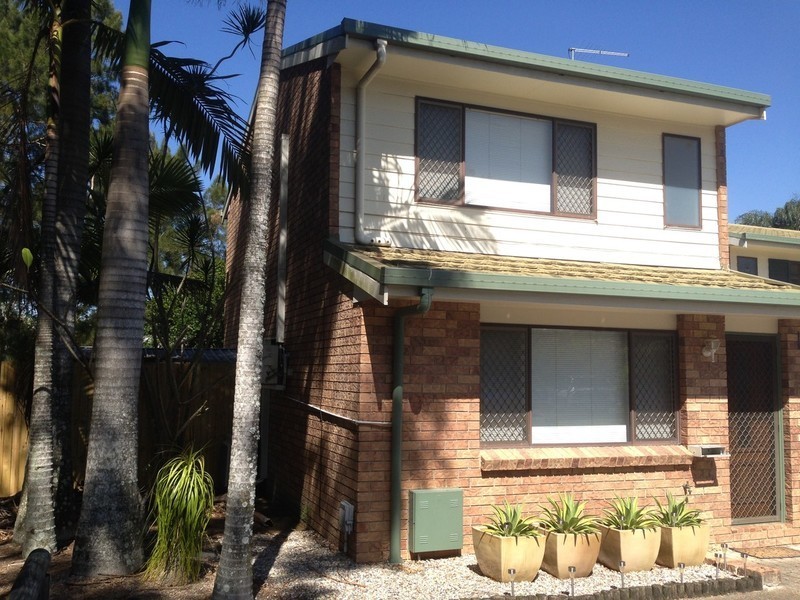 1/10 Palara, Rochedale South QLD 4123