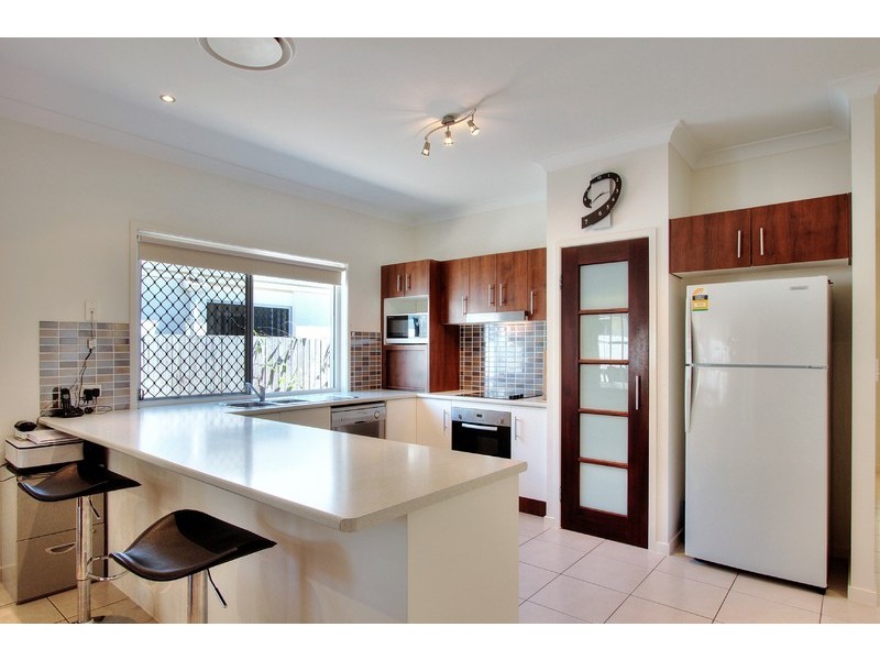 30 Sanctuary Parkway, Waterford QLD 4133