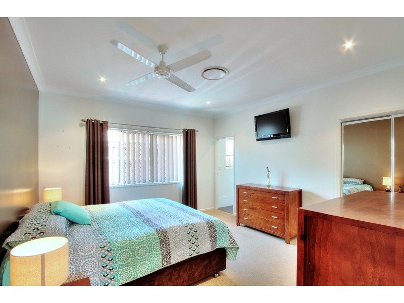 30 Sanctuary Parkway, Waterford QLD 4133