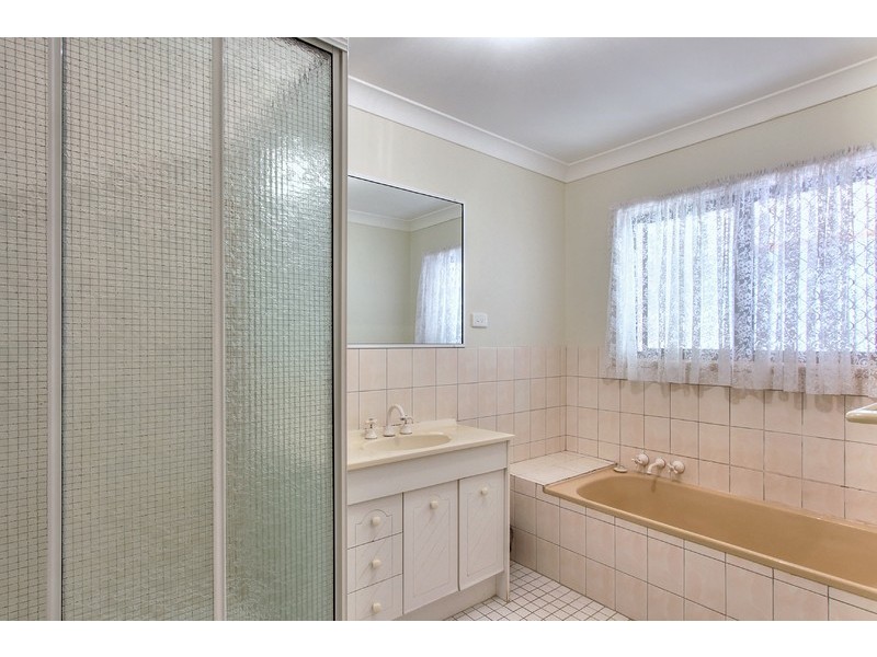 58 Cowra Street, Tanah Merah QLD 4128
