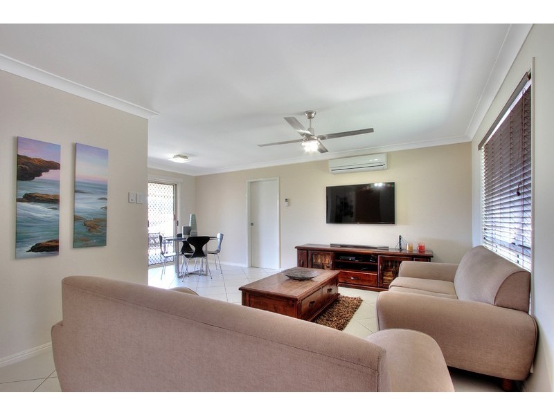 48 Cowra Street, Tanah Merah QLD 4128