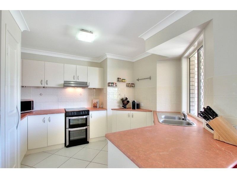 48 Cowra Street, Tanah Merah QLD 4128