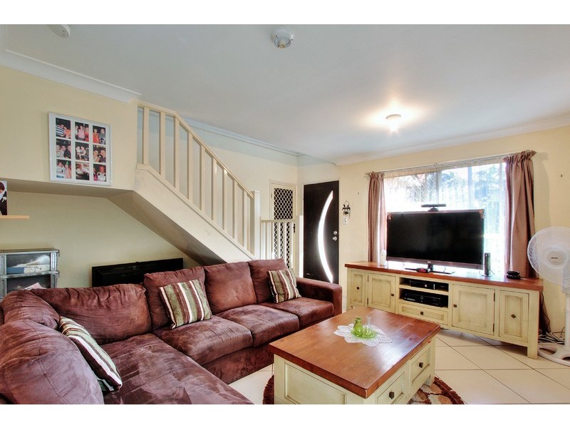 1/3 Tanah Merah Avenue, Tanah Merah QLD 4128