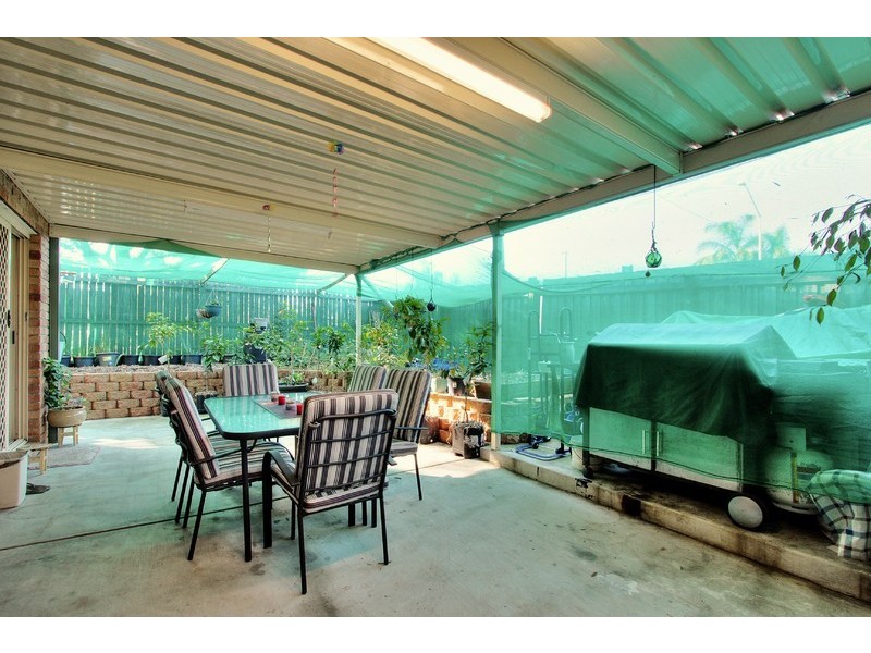 1/3 Tanah Merah Avenue, Tanah Merah QLD 4128