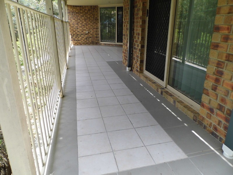5 Frawley Drive, Redbank Plains QLD 4301