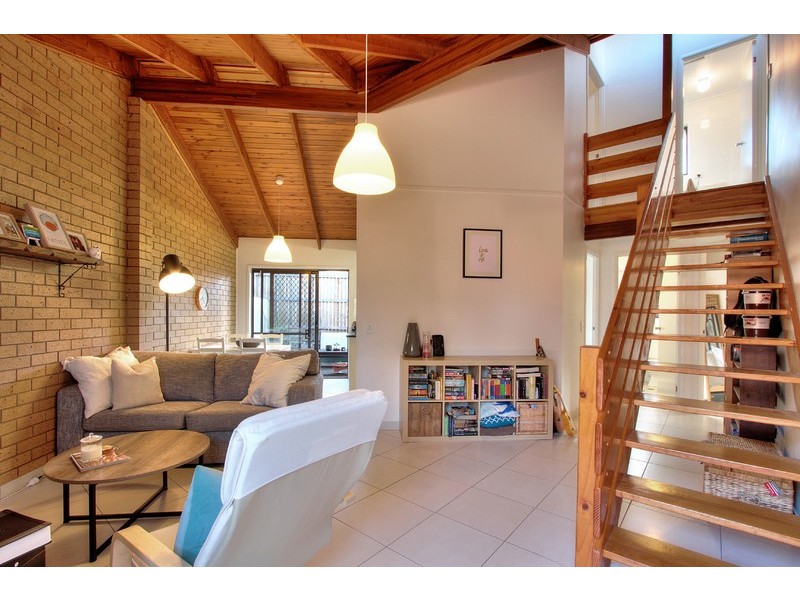 21/93-97 Barbaralla Drive, Springwood QLD 4127