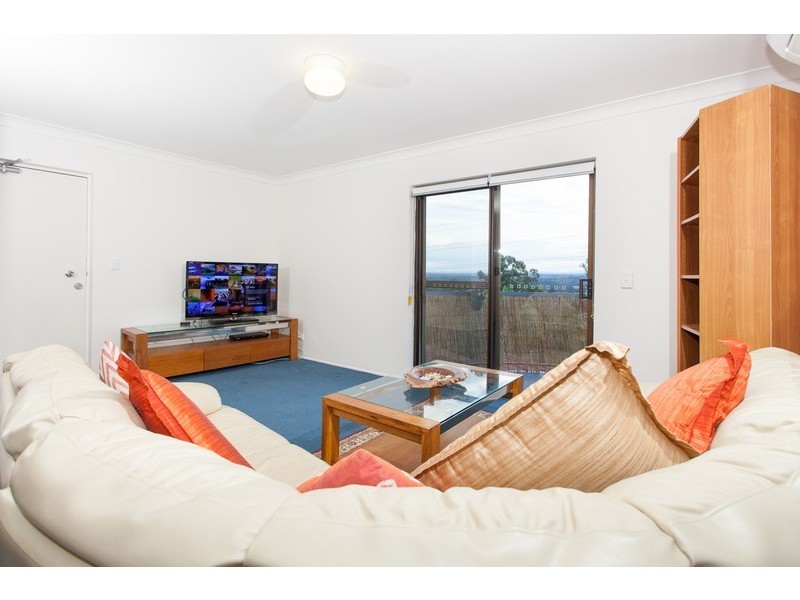 30/167 John Paul Drive, Springwood QLD 4127