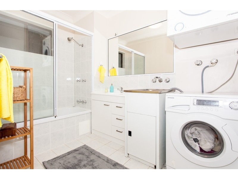 30/167 John Paul Drive, Springwood QLD 4127