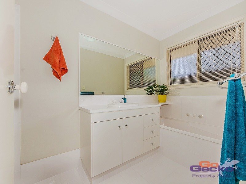 61 Toolara Circuit, Forest Lake QLD 4078